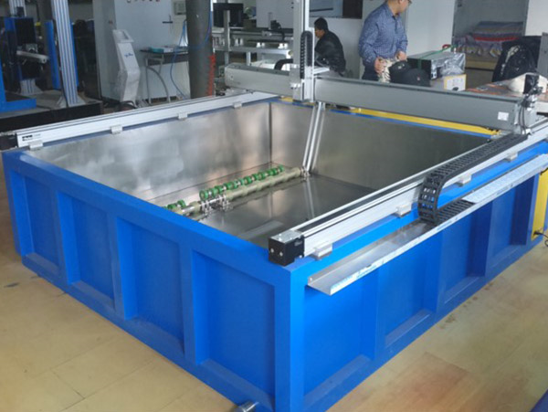 藍(lán)色的(de)廚房(fáng)AI 生(shēng)成的(de)內(nèi)容可(kě)能(néng)不(bù)正确。