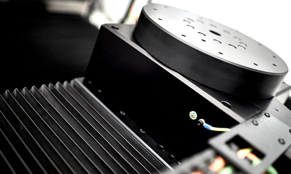 close-up-of-manipulator.png close-up-of-manipulator.png